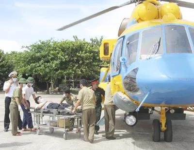 Lấp lỗ hổng y tế biển, đảo