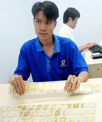 Vàng phi SJC chuyển đổi sang vàng SJC chuẩn: Đa số đều không đủ tuổi