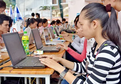 Hơn 2.000 lượt sinh viên tham gia “Phỏng vấn thử - Thành công thật”