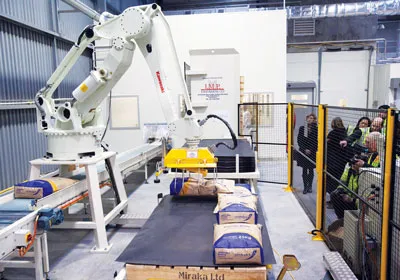 Dây chuyền sản xuất sữa bột chất lượng cao tự động hiện đại ở Nhà máy Miraka của Vinamilk tại New Zealand.