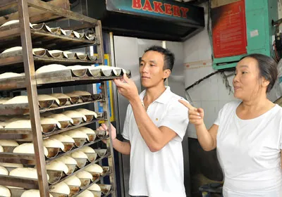 Cùng nhau vượt khó - Bài 2: Nhận và cho