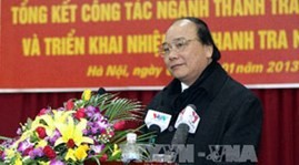 Dep. PM Phuc speaks at the meeting