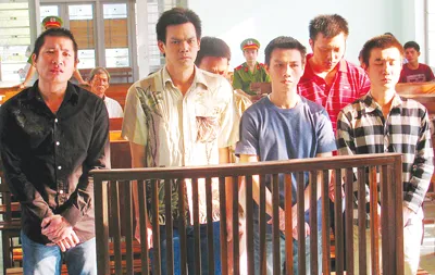 Xét xử vụ cướp tiệm vàng do Việt kiều Mỹ cầm đầu