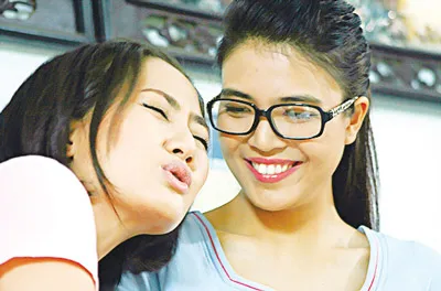 Cảnh trong phim Quý bà lắm chiêu.