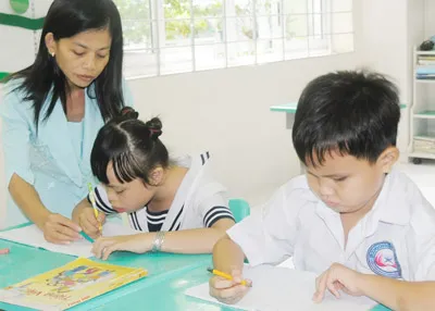 Trường học cho trẻ khiếm thính - Thiếu và yếu