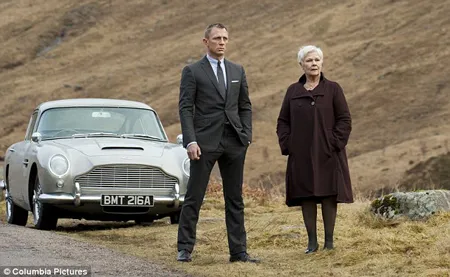 Cảnh trong phim Sky Fall