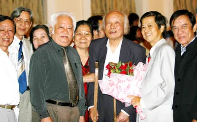 Hoàng Hiệp, mối lương duyên giữa thơ và nhạc