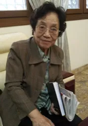 Nguyên Phó Chủ tịch nước Nguyễn Thị Bình: Ngành giáo dục chưa biết lắng nghe