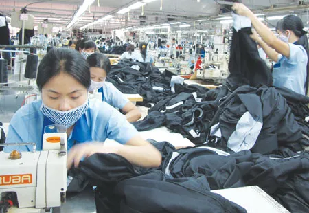 Xuất khẩu dệt may gây bất ngờ
