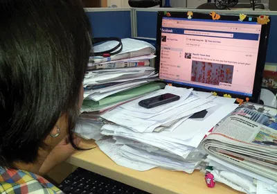 Nếu không hiểu và sử dụng đúng Facebook có thể gây tác dụng ngược không những cho học sinh mà cả người trưởng thành.