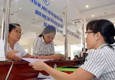 Việc cấp giấy tờ nhà đất tại TPHCM còn nhiều vướng mắc