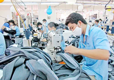 Xuất khẩu dệt may sáng trở lại