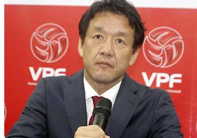 “Mùa bóng mới” của Kazuyoshi Tanabe