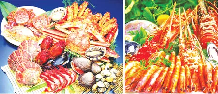 Nhà hàng Phương Nam: Phục vụ các món ăn hải sản, đặc sản tươi sống