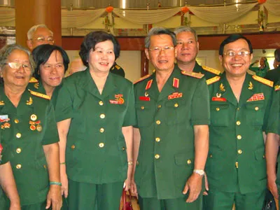 Gương sáng nữ anh hùng