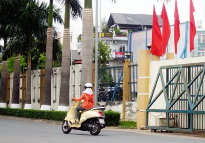 Bên trọng, bên khinh