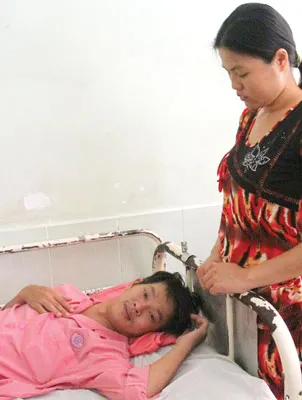 Anh Lại Anh Tuấn đang cần cứu giúp