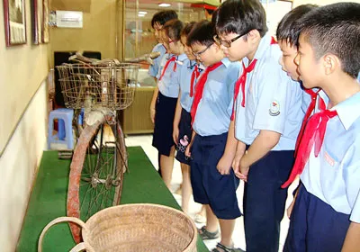 Để bảo tàng hút khách