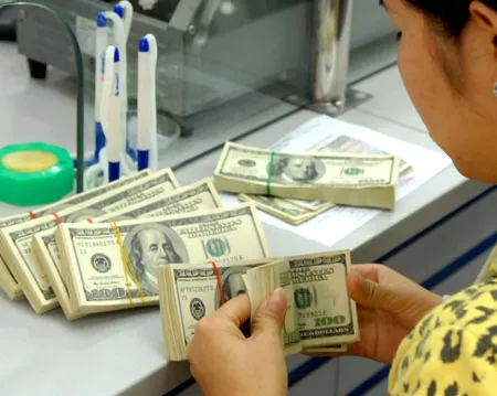Không hạn chế các quyền sử dụng ngoại tệ của cá nhân
