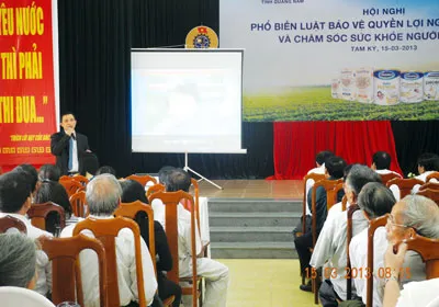 Vinamilk chăm sóc sức khỏe cho người cao tuổi