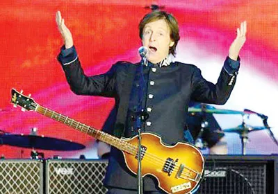 Paul McCartney lại lưu diễn ở tuổi 71