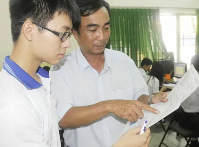 Bộ GD-ĐT dự kiến phương án 2 điểm sàn: Điểm sàn không là phao cứu sinh
