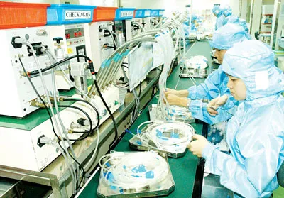 TPHCM tiếp tục tập trung tháo gỡ khó khăn, hỗ trợ doanh nghiệp tiếp cận thuận lợi hơn nguồn vốn tín dụng, giảm chi phí sản xuất - kinh doanh. Ảnh: ĐỨC TRÍ
