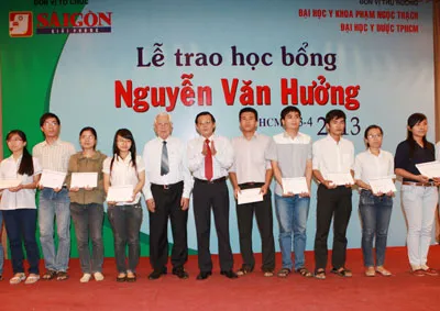 Có 90 sinh viên ngành y được trao học bổng lần này