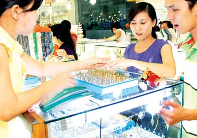 Báo động chất lượng vàng nữ trang