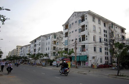 A social housing area for low-income people in Da Nang's Nai Hien Dong Ward. A new regulation will allow low-income earners and investors to access preferential home loans at 6 per cent interest beginning next month (Photo: VNA/VNS)
