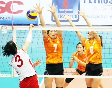 Tứ kết Cúp bóng chuyền các CLB nữ châu Á năm 2013: Tiếc cho Thông tin Liên Việt Postbank!