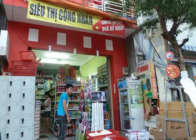 Siêu thị công nhân bán giá sỉ