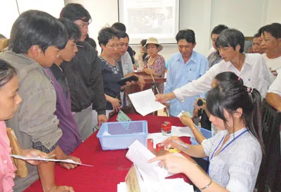Phản hồi loạt bài “Việc làm thời khó khăn” - Tăng cường tư vấn nghề nghiệp