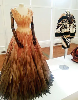 Nhà thiết kế Công Trí tham dự triển lãm thời trang tại London