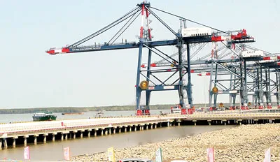 Cảng biển Việt Nam đối diện khó khăn