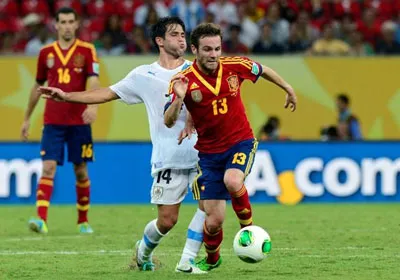 Xem Tây Ban Nha đá mà... chán!