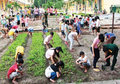 Youth being trained in living skills (Photo: SGGP)
