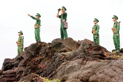 Soldiers have patrolled at sea. (Photo:SGGP)