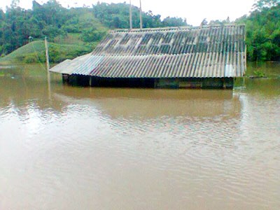 Floods inundate houses in Son La Province (Photo: SGGP)