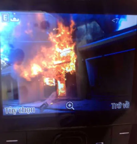 Dập kịp đám cháy trong khu phố cổ Hội An ảnh 4