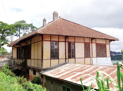 Biệt thự cổ Đà Lạt - Hoang tàn, biến dạng