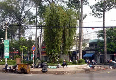 Sân chơi cho lớp trẻ - Nắng hạn chờ mưa