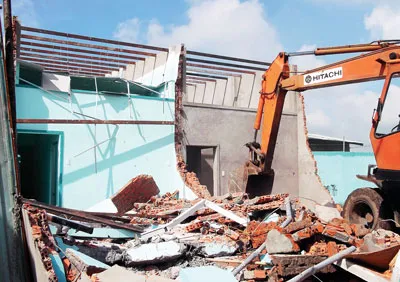 Xây dựng nhà không phép, sai phép: Không nên để “việc đã rồi”