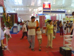 Vietnamese High Quality Products Fair aims to promote domestic goods. (Photo: KK)