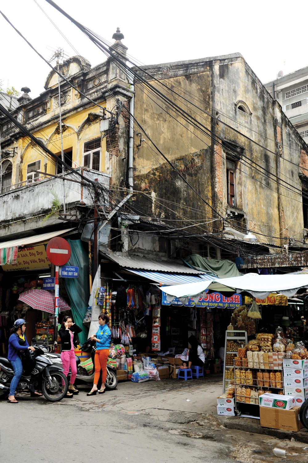 An ancient house on Tran Hung Dao Street in District 5. (Photo: SGGP)