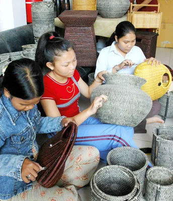 “Đòn bẩy” hỗ trợ doanh nghiệp xuất khẩu