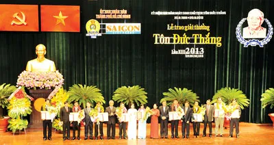 Giải thưởng Tôn Đức Thắng lần XIII năm 2013: Sáng tạo đột phá vượt qua khó khăn