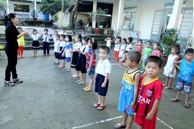 Students of An Son Primary School on Nam Du Island in Kien Giang Province welcome the new school year. (Photo: Sggp)