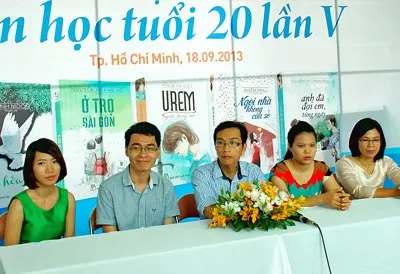 Bất ngờ văn học tuổi 20