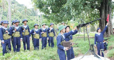 Đại liên bảo vệ bờ biển...